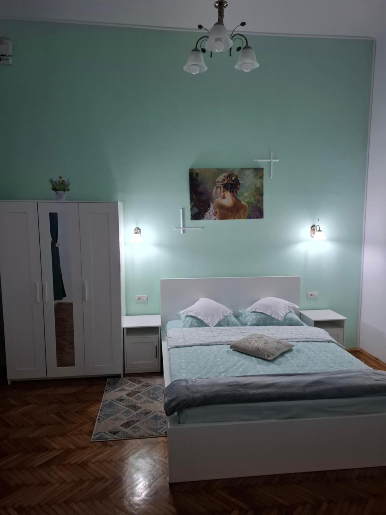 Yasmine Apartment Ultracentral Nagyvárad Kültér fotó